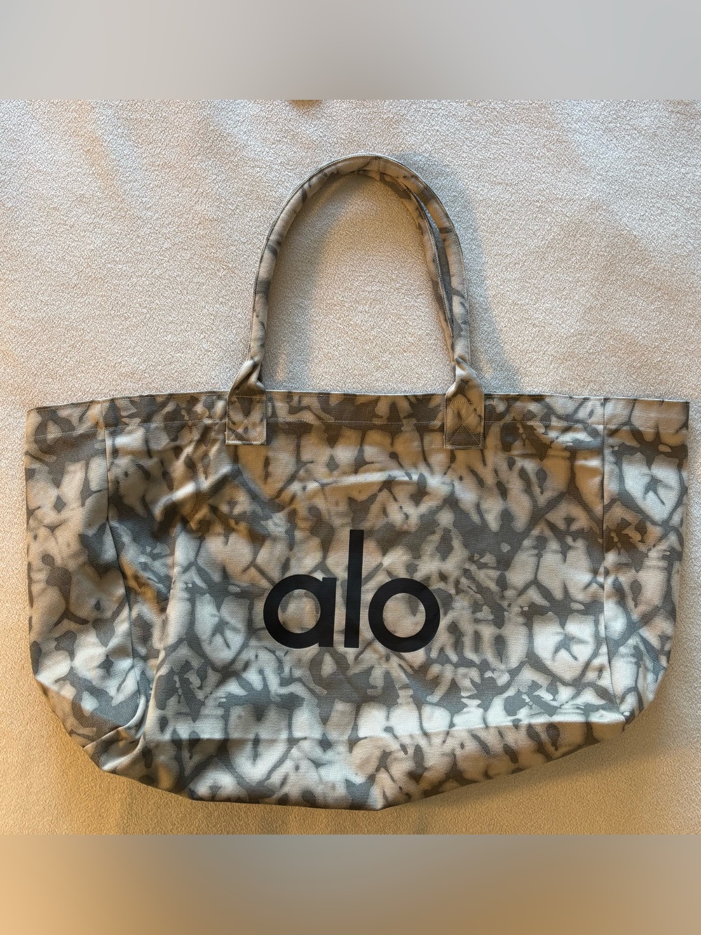 Alo Yoga tote